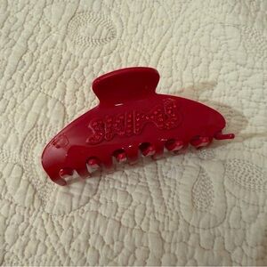 BNWOT SKIMS Vibrant Red Hair Claw